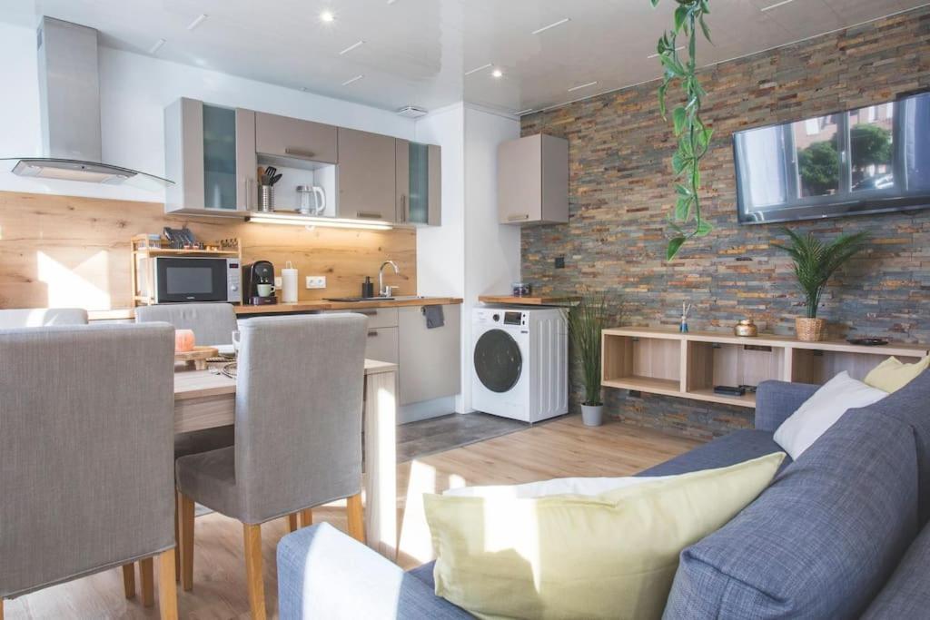 Bel Appartement Lumineux Proche Du Centre-Ville Douai Exterior foto